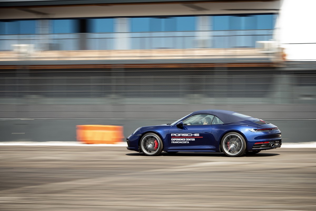 Porsche: apre l’Experience Center Franciacorta