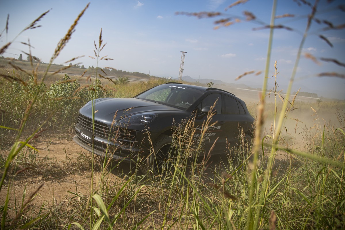 Porsche: apre l’Experience Center Franciacorta