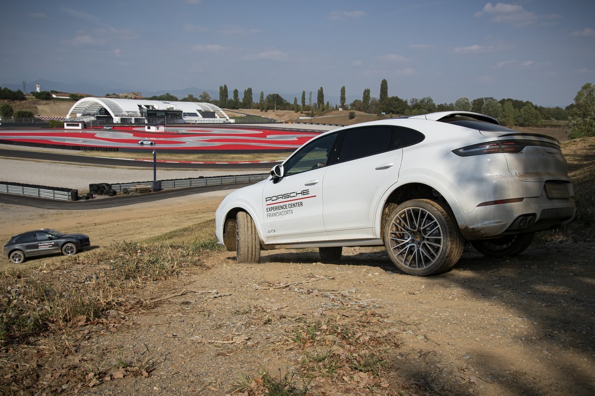 Porsche: apre l’Experience Center Franciacorta