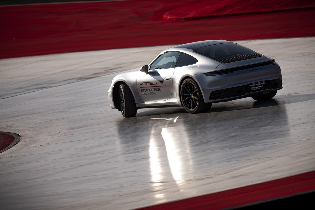 Porsche: apre l’Experience Center Franciacorta