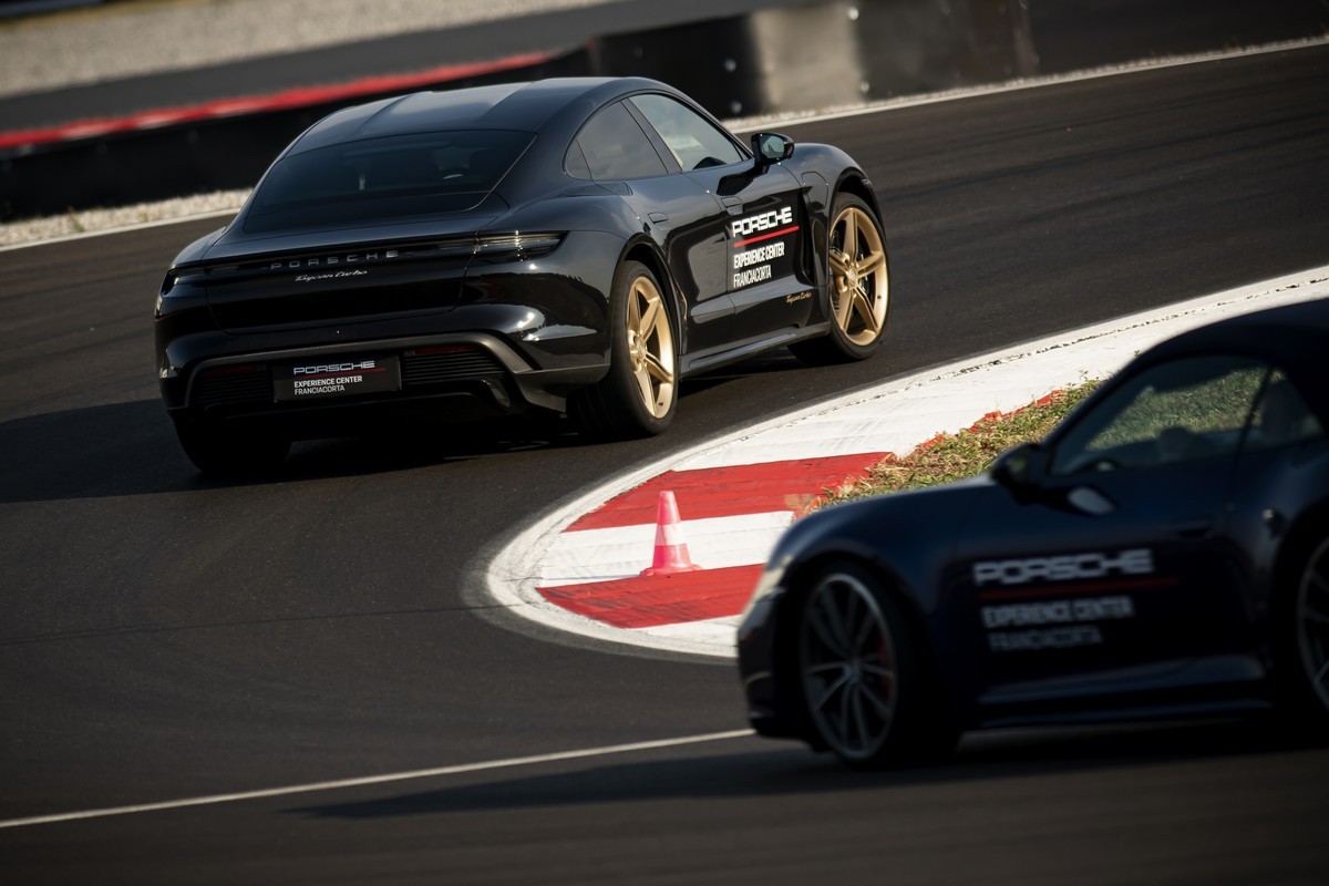 Porsche: apre l’Experience Center Franciacorta