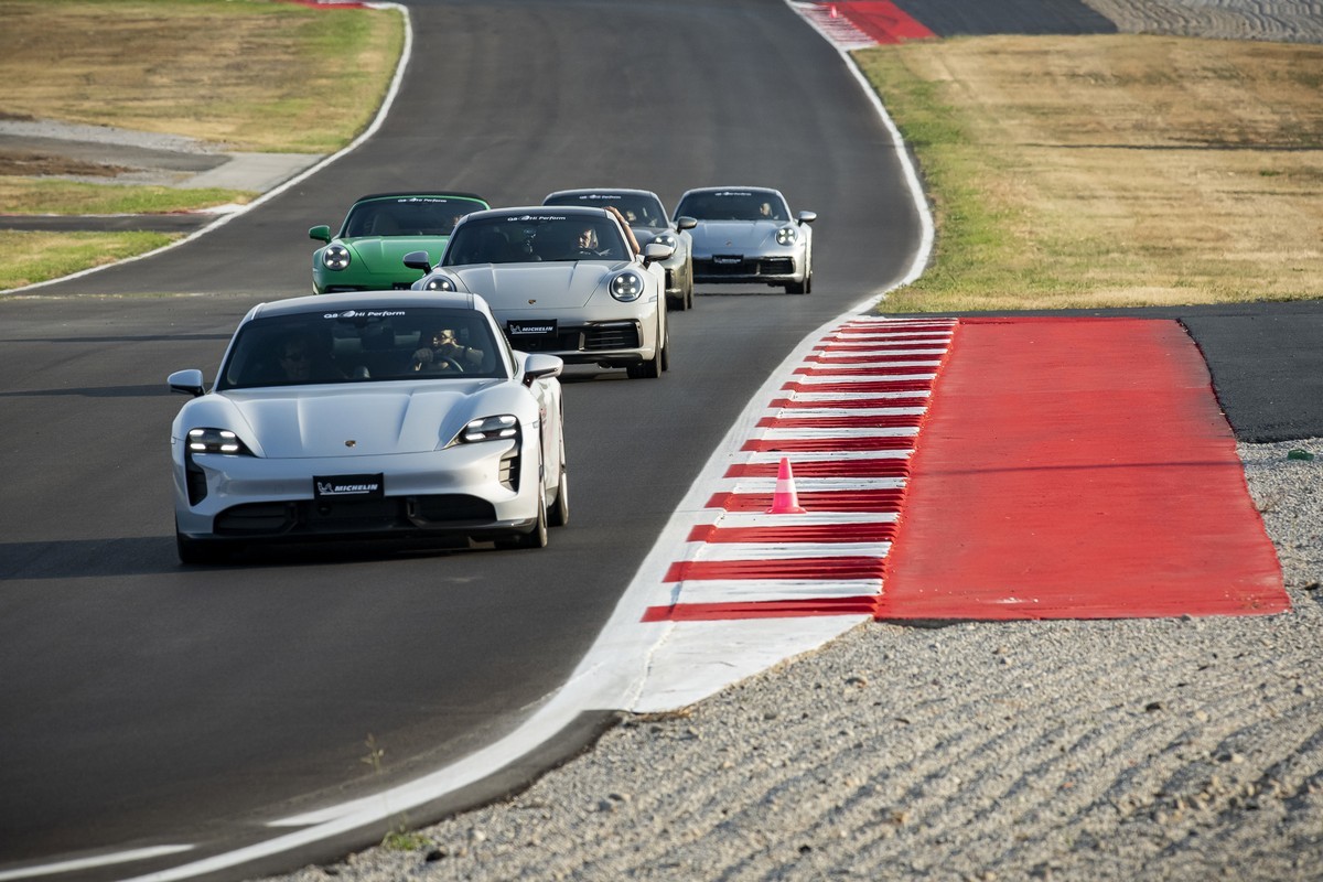 Porsche: apre l’Experience Center Franciacorta