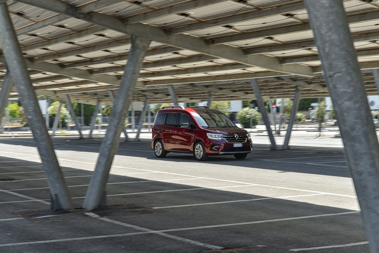 Renault Kangoo 1.5 Blue DCi 95 CV Edition One Plus: prova su strada