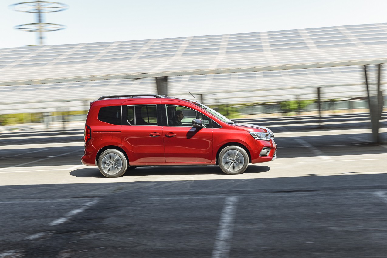 Renault Kangoo 1.5 Blue DCi 95 CV Edition One Plus: prova su strada