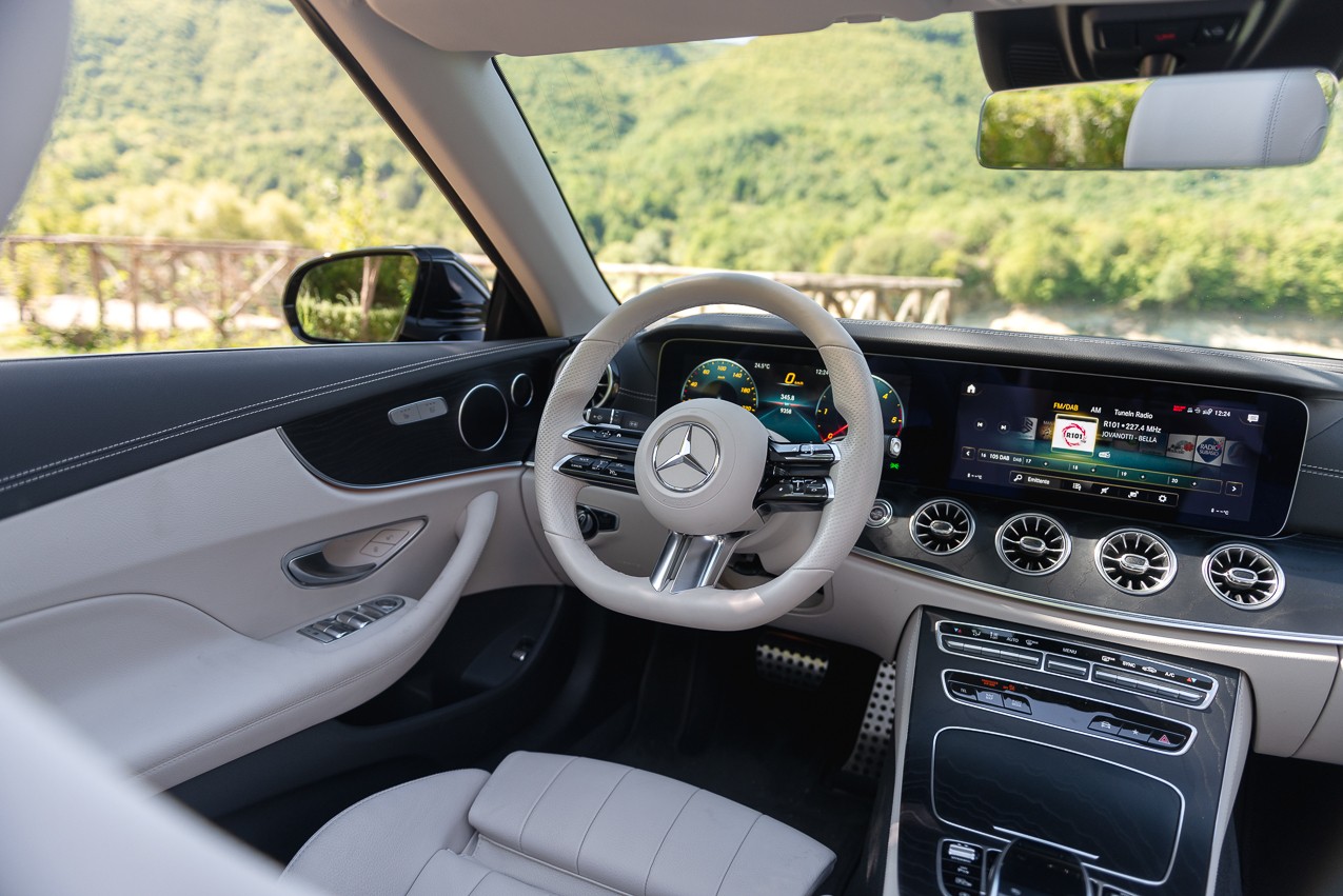 Mercedes Benz Classe E Cabrio 220d: la prova su strada