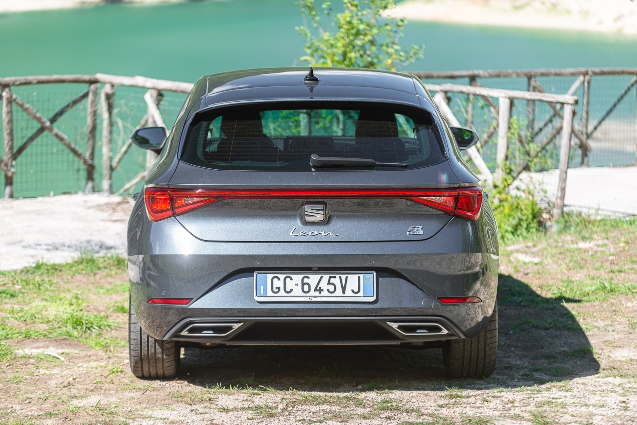 Seat Leon 1.5 e-Hybrid: la prova su strada