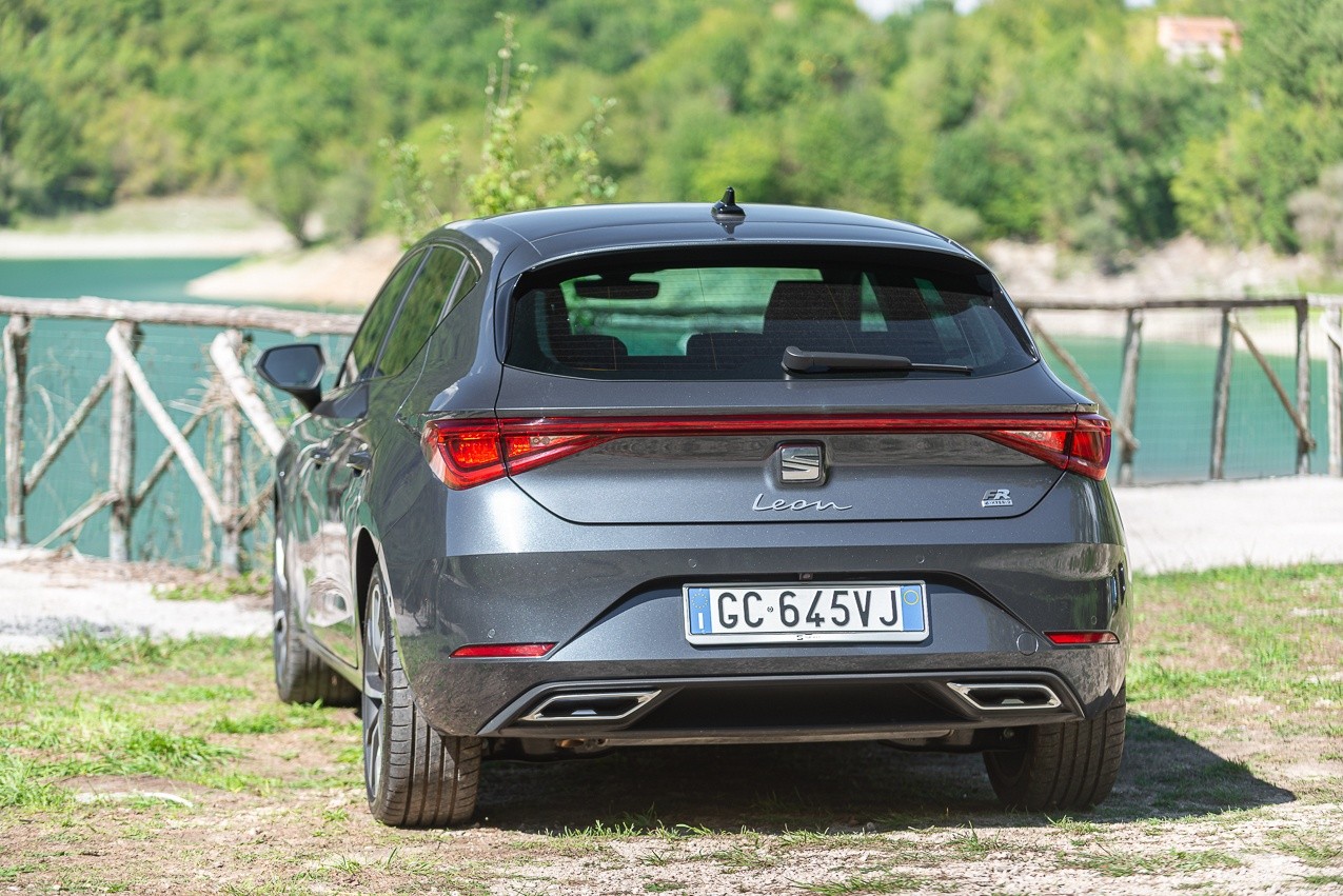 Seat Leon 1.5 e-Hybrid: la prova su strada