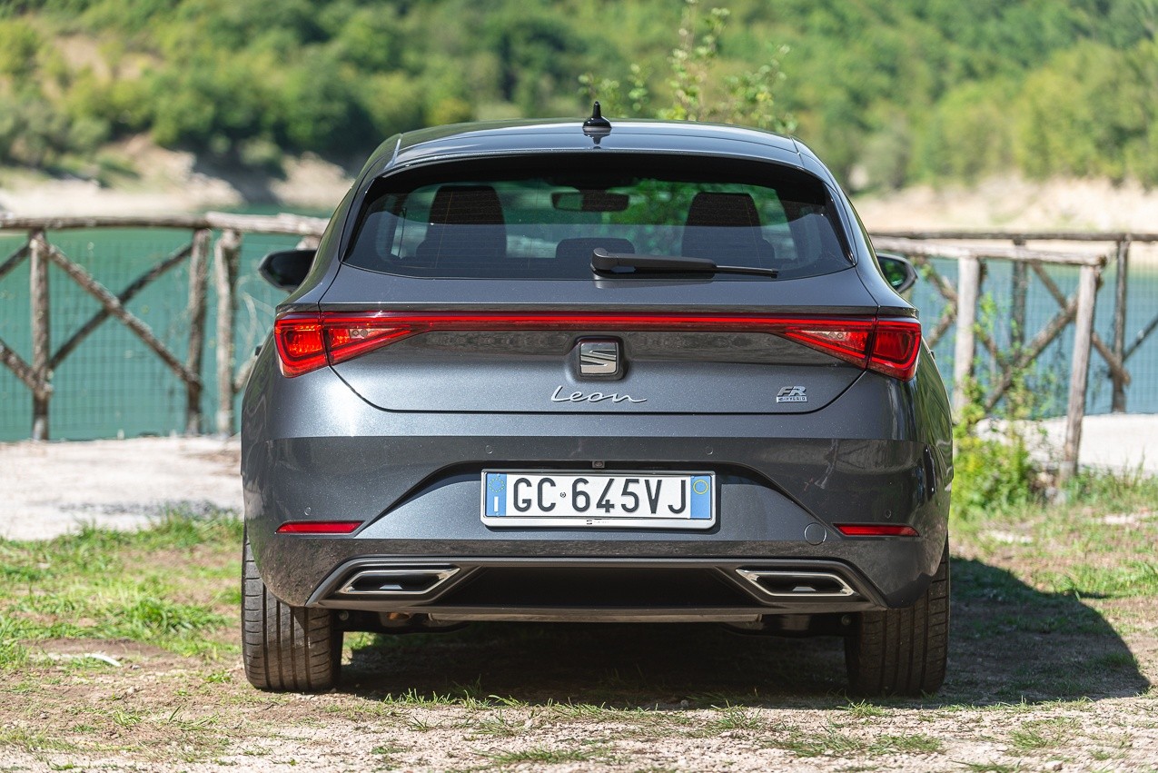 Seat Leon 1.5 e-Hybrid: la prova su strada