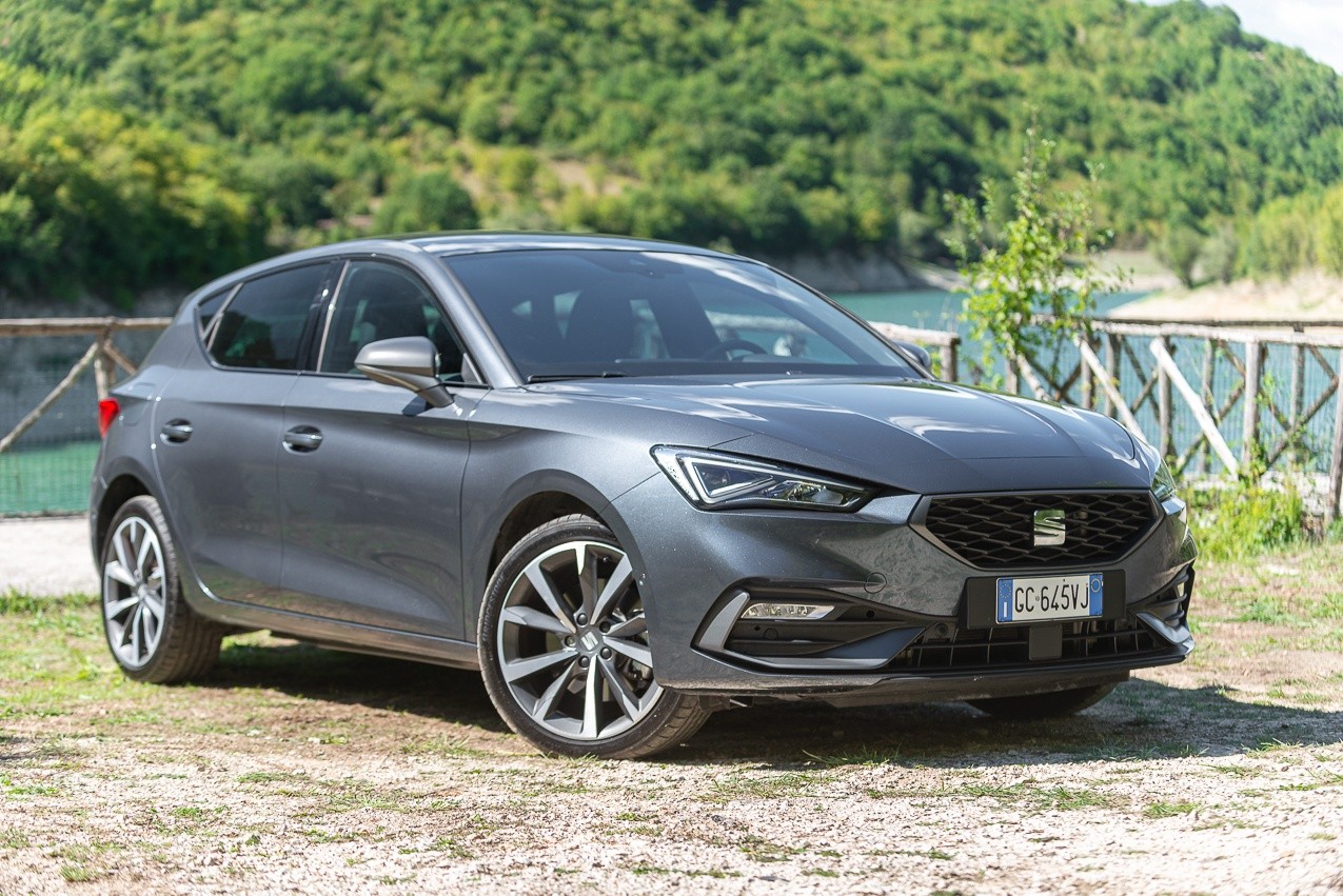 Seat Leon 1.5 e-Hybrid: la prova su strada