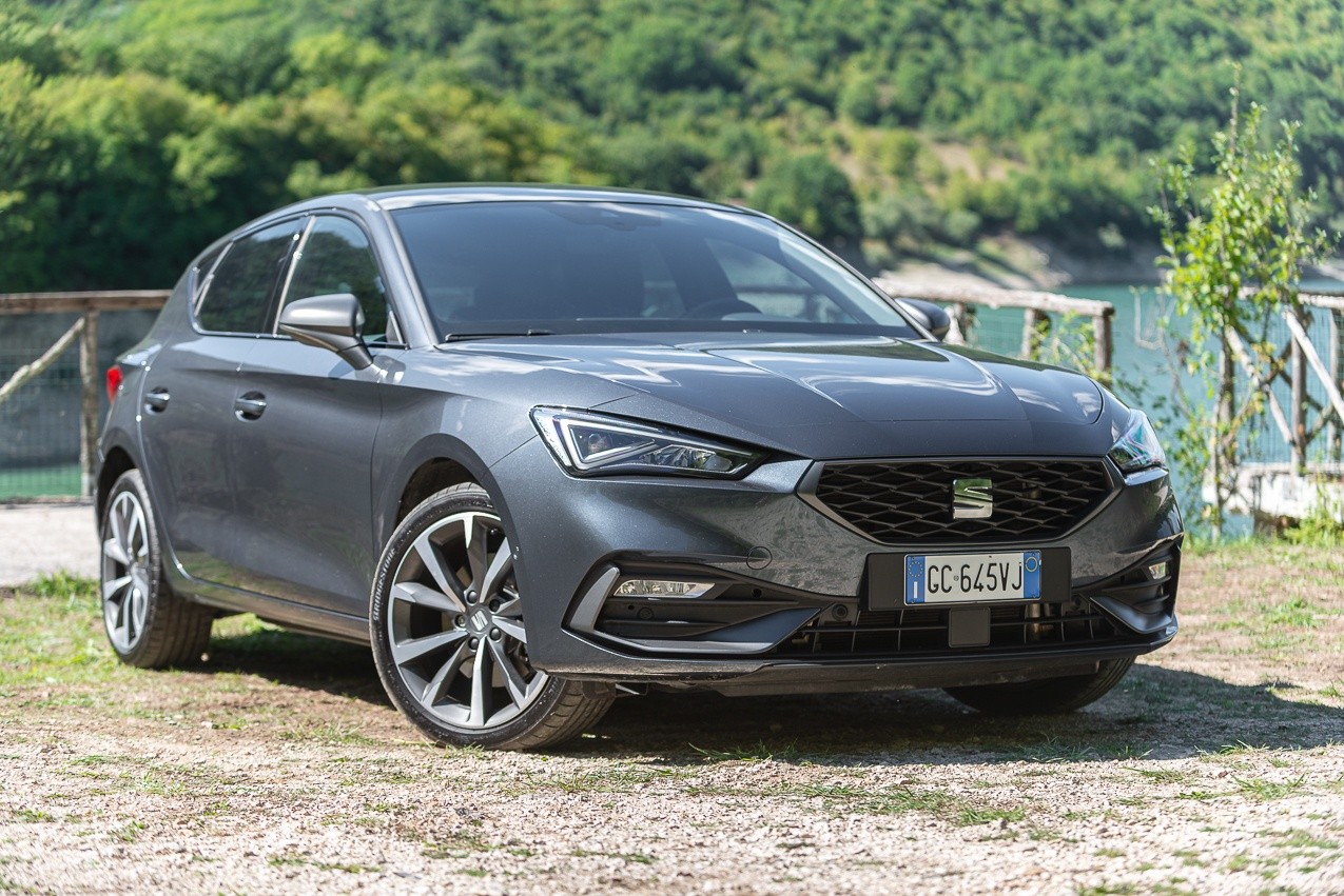 Seat Leon 1.5 e-Hybrid: la prova su strada