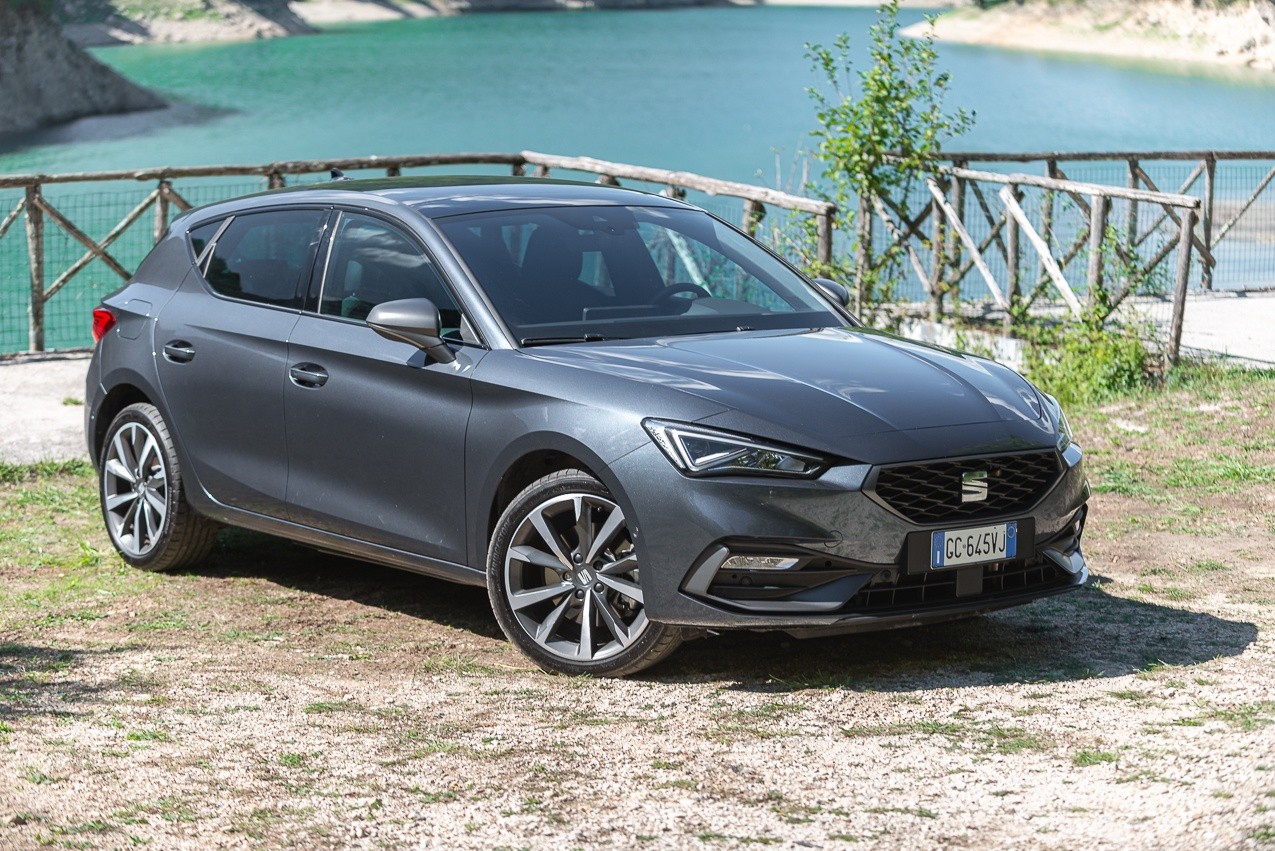 Seat Leon 1.5 e-Hybrid: la prova su strada