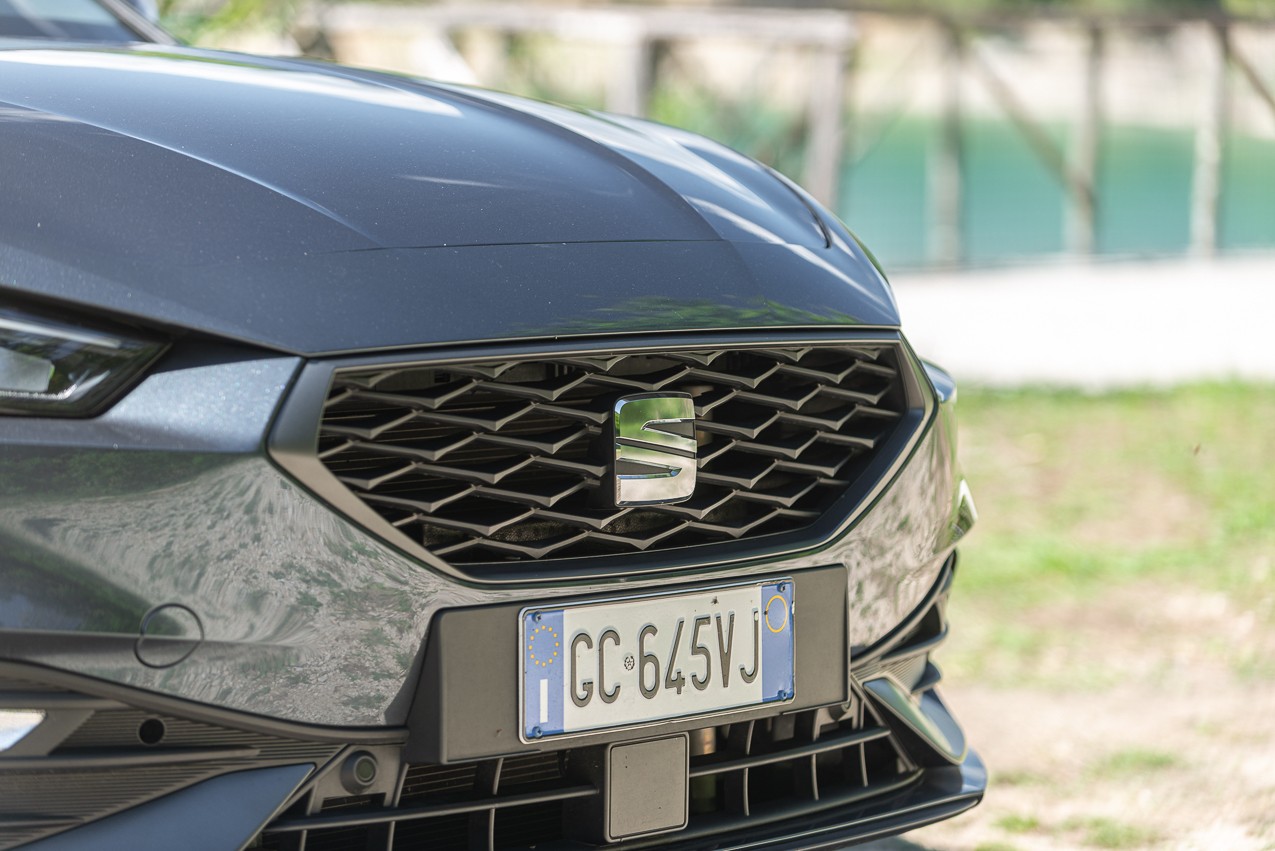 Seat Leon 1.5 e-Hybrid: la prova su strada