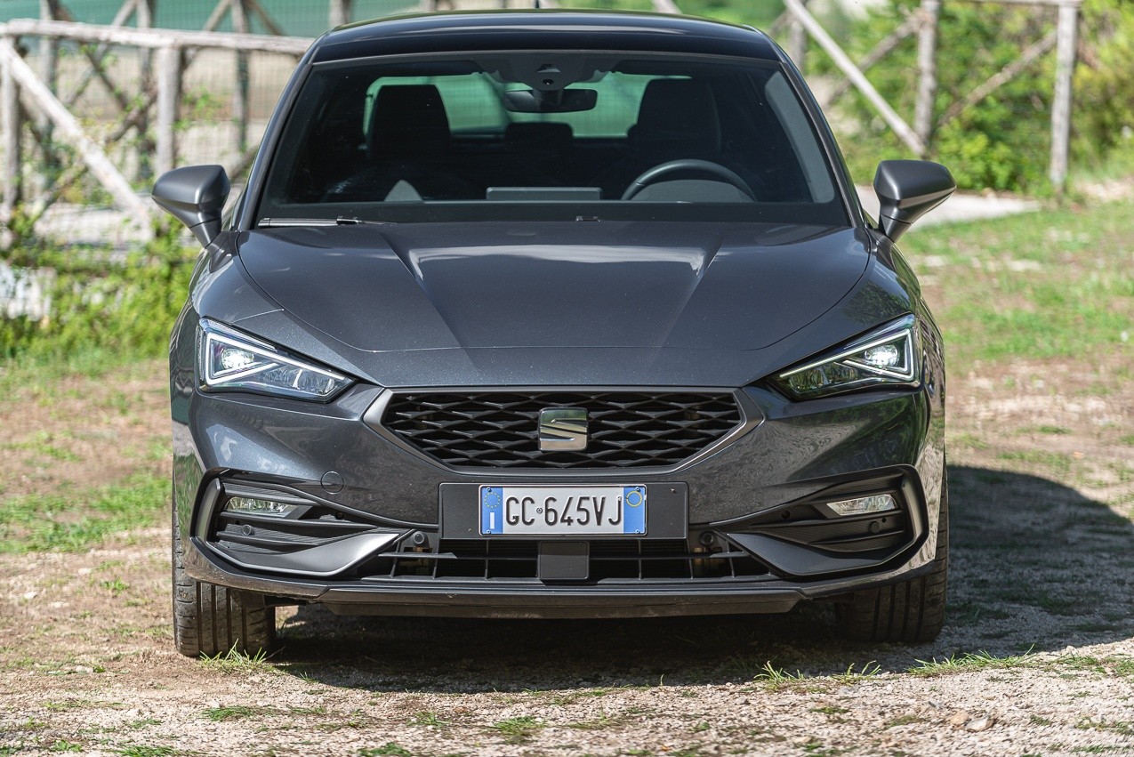 Seat Leon 1.5 e-Hybrid: la prova su strada