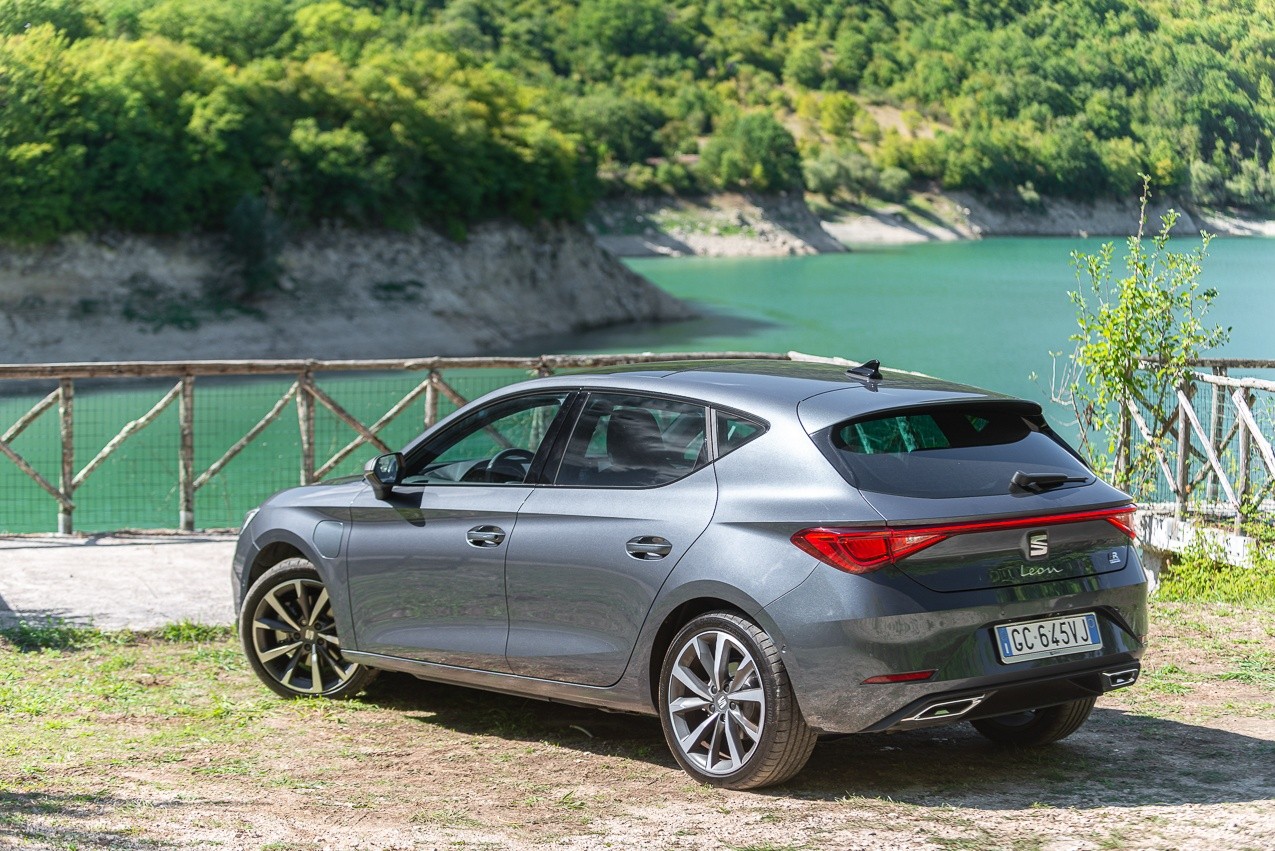 Seat Leon 1.5 e-Hybrid: la prova su strada