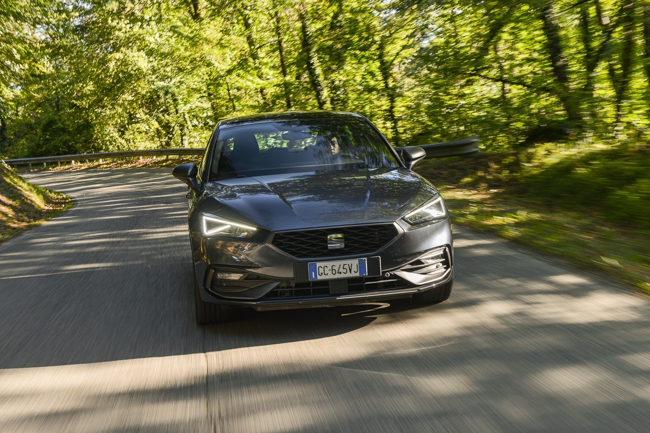 Seat Leon 1.5 e-Hybrid: la prova su strada