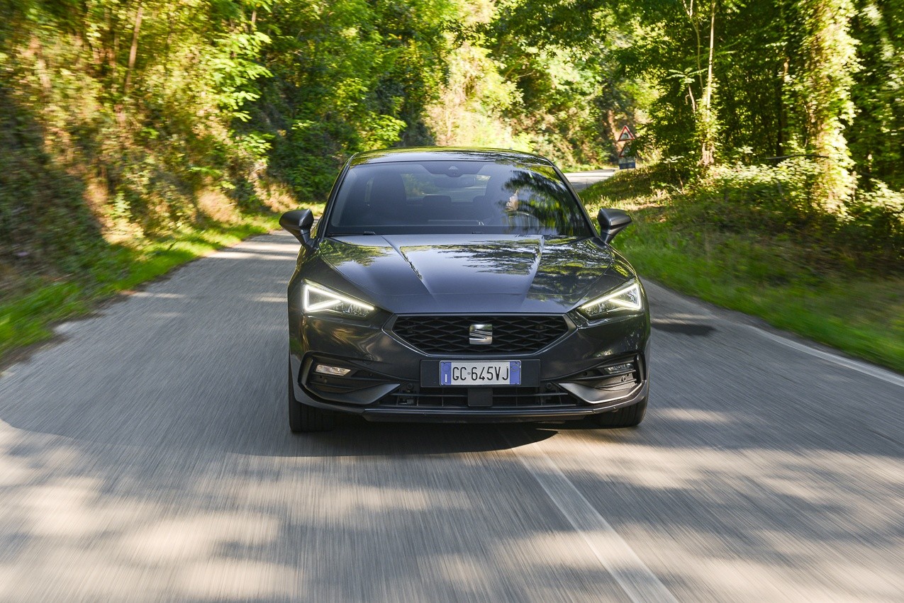 Seat Leon 1.5 e-Hybrid: la prova su strada