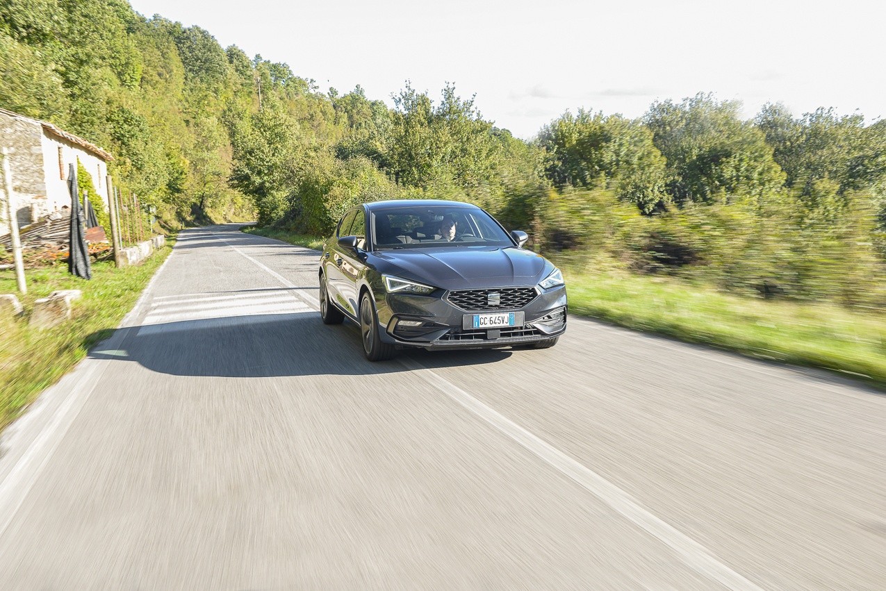 Seat Leon 1.5 e-Hybrid: la prova su strada