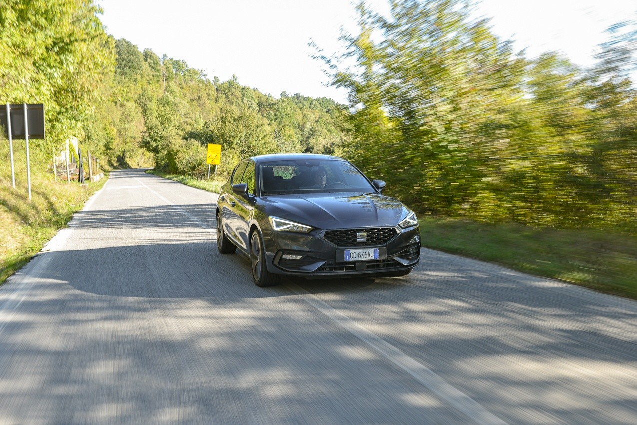 Seat Leon 1.5 e-Hybrid: la prova su strada