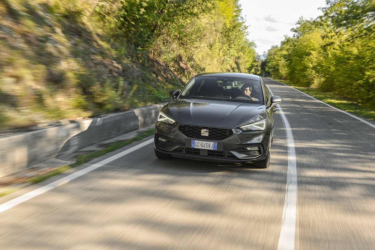 Seat Leon 1.5 e-Hybrid: la prova su strada