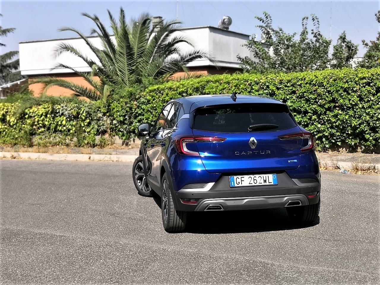 Renault Captur E-TECH R.S. Line Hybrid 145, la prova su strada