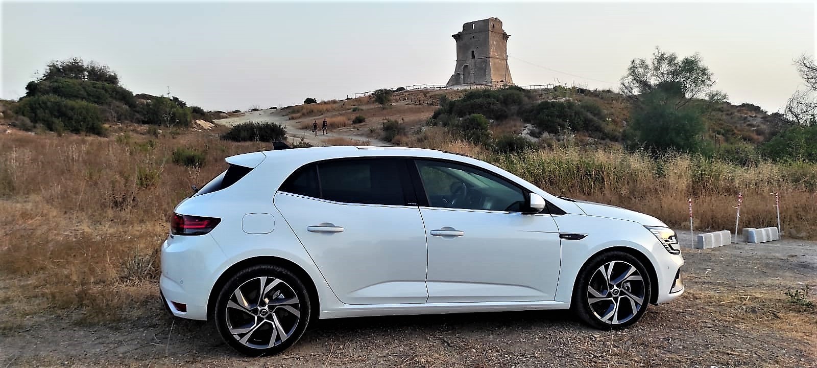 Renault Mégane RS Line E-TECH Plug-in Hybrid: prova su strada