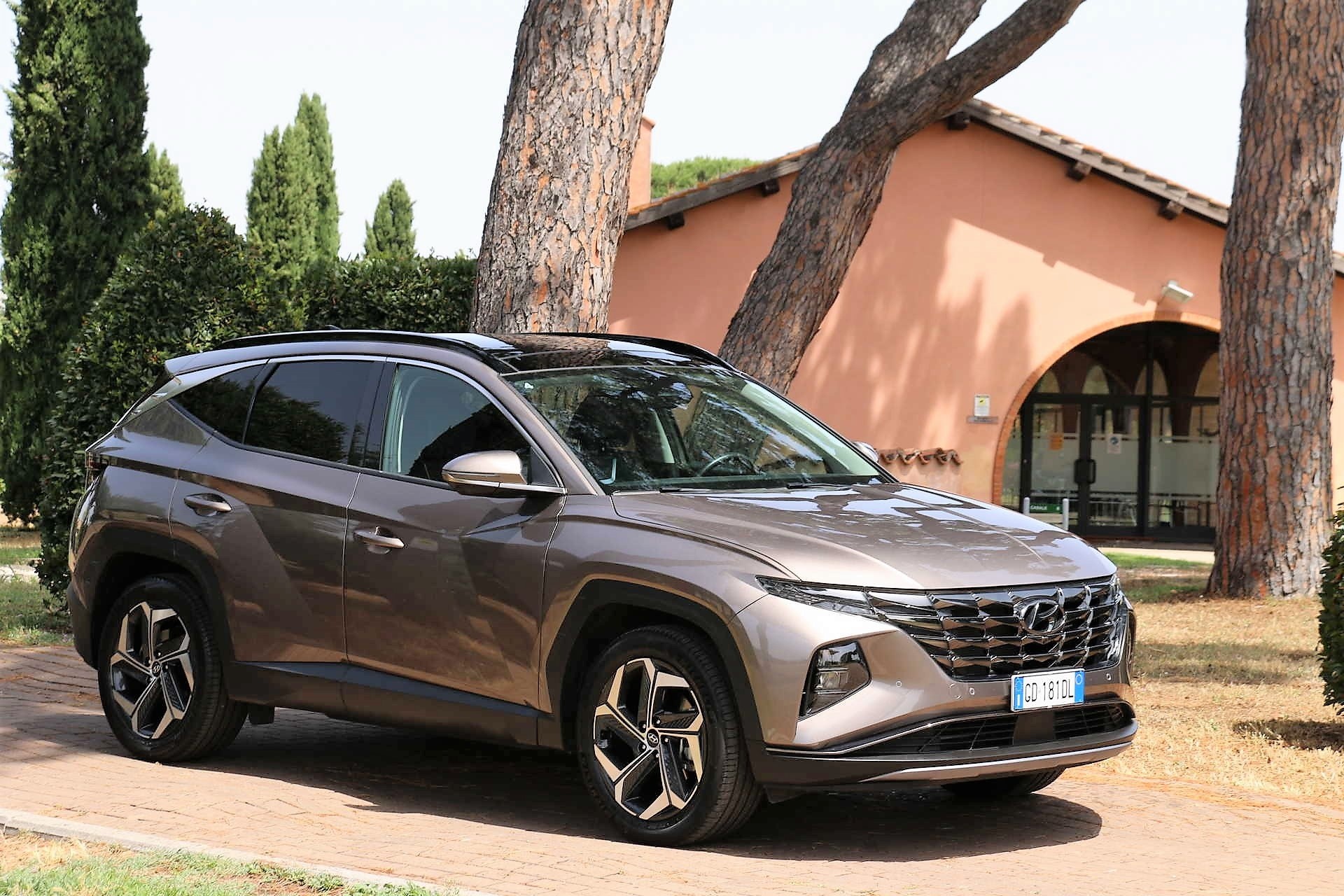 Hyundai Tucson 1.6 T-GDI HEV eXcellence: la prova di redazione