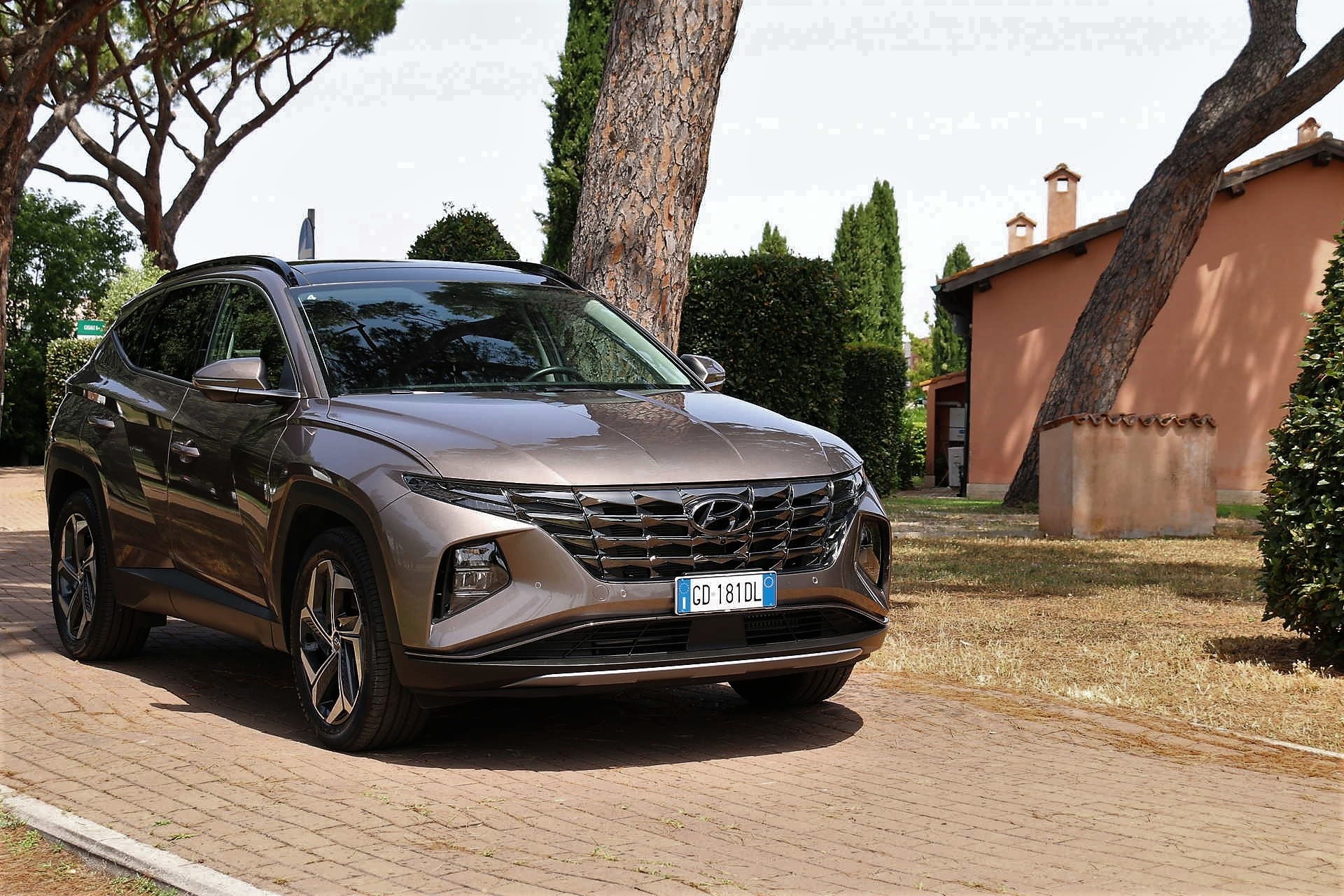 Hyundai Tucson 1.6 T-GDI HEV eXcellence: la prova di redazione