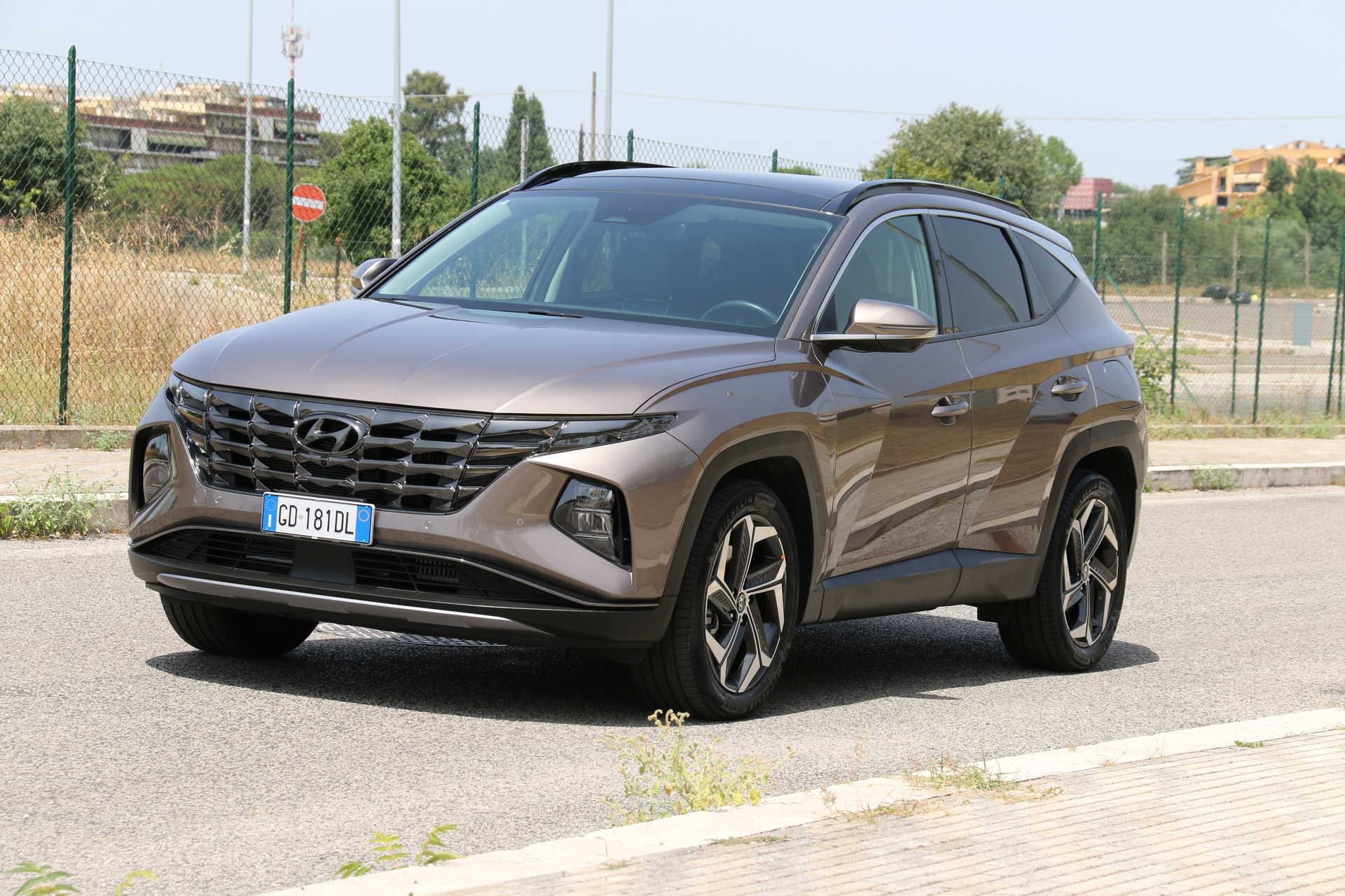 Hyundai Tucson 1.6 T-GDI HEV eXcellence: la prova di redazione