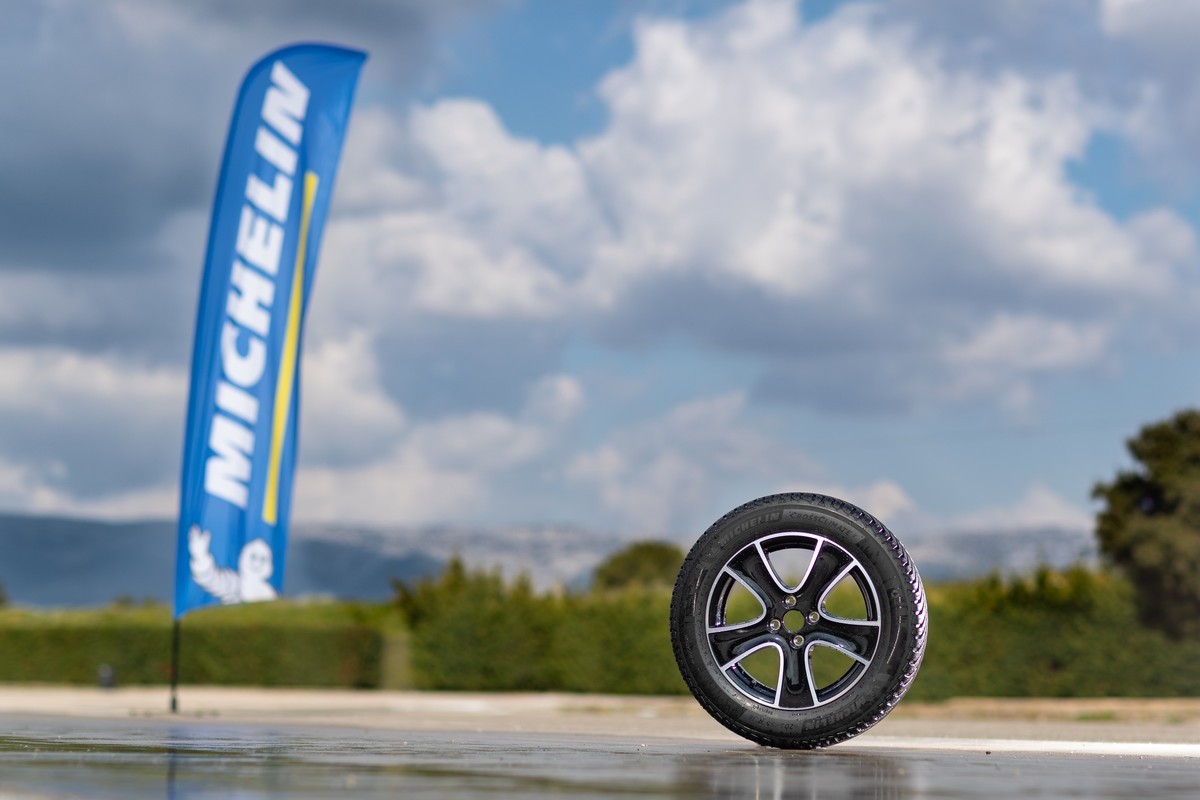 Michelin CrossClimate 2: immagini ufficiali