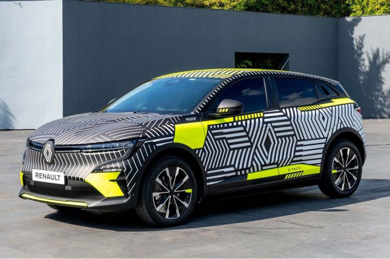 Renault Mégane E-Tech: le immagini spia ufficiali