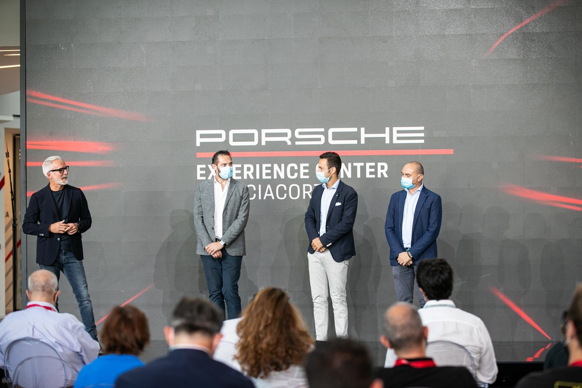 Porsche: apre l’Experience Center Franciacorta