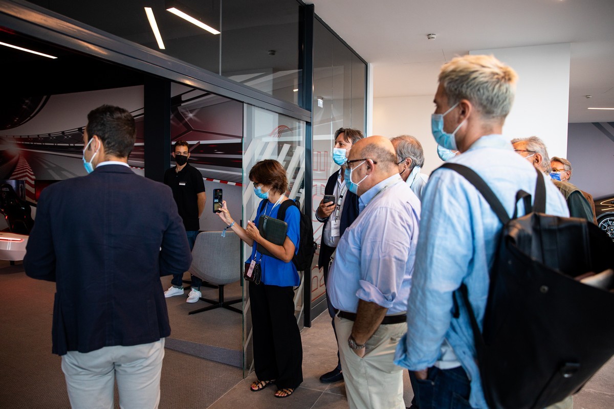 Porsche: apre l’Experience Center Franciacorta