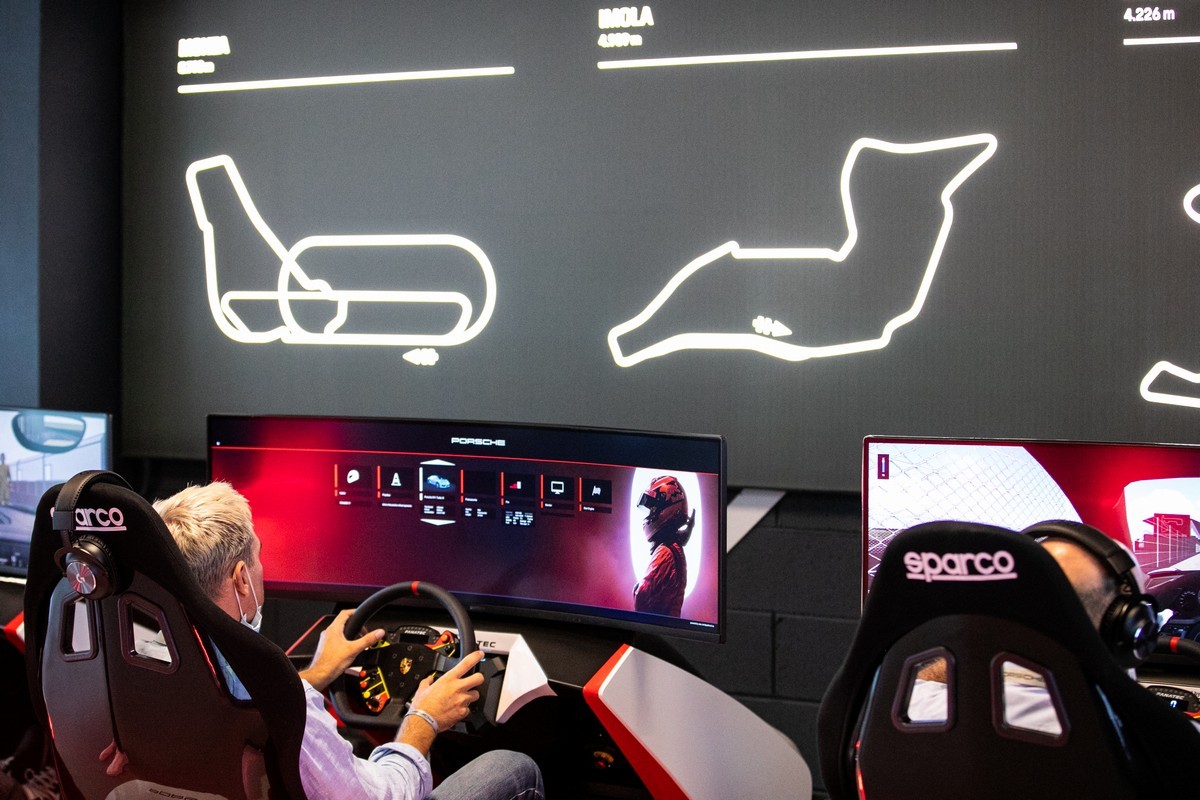 Porsche: apre l’Experience Center Franciacorta