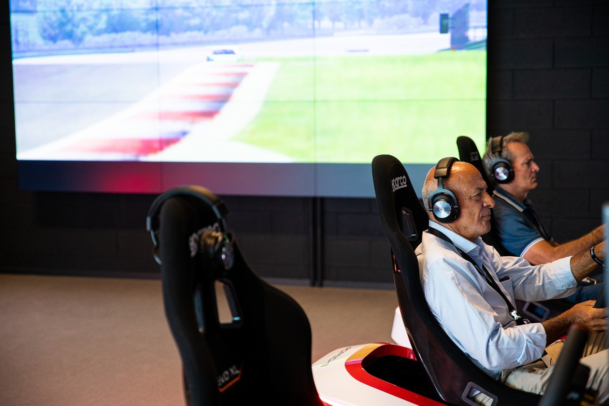 Porsche: apre l’Experience Center Franciacorta