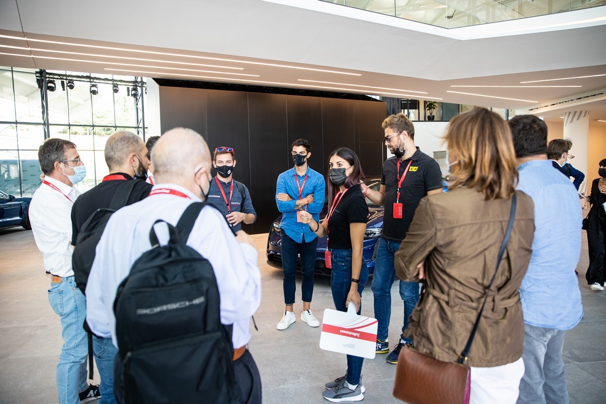 Porsche: apre l’Experience Center Franciacorta