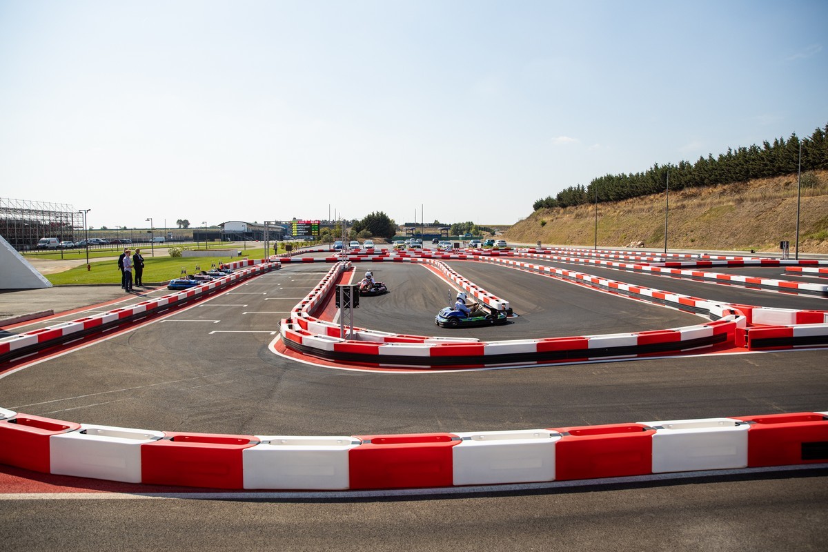 Porsche: apre l’Experience Center Franciacorta