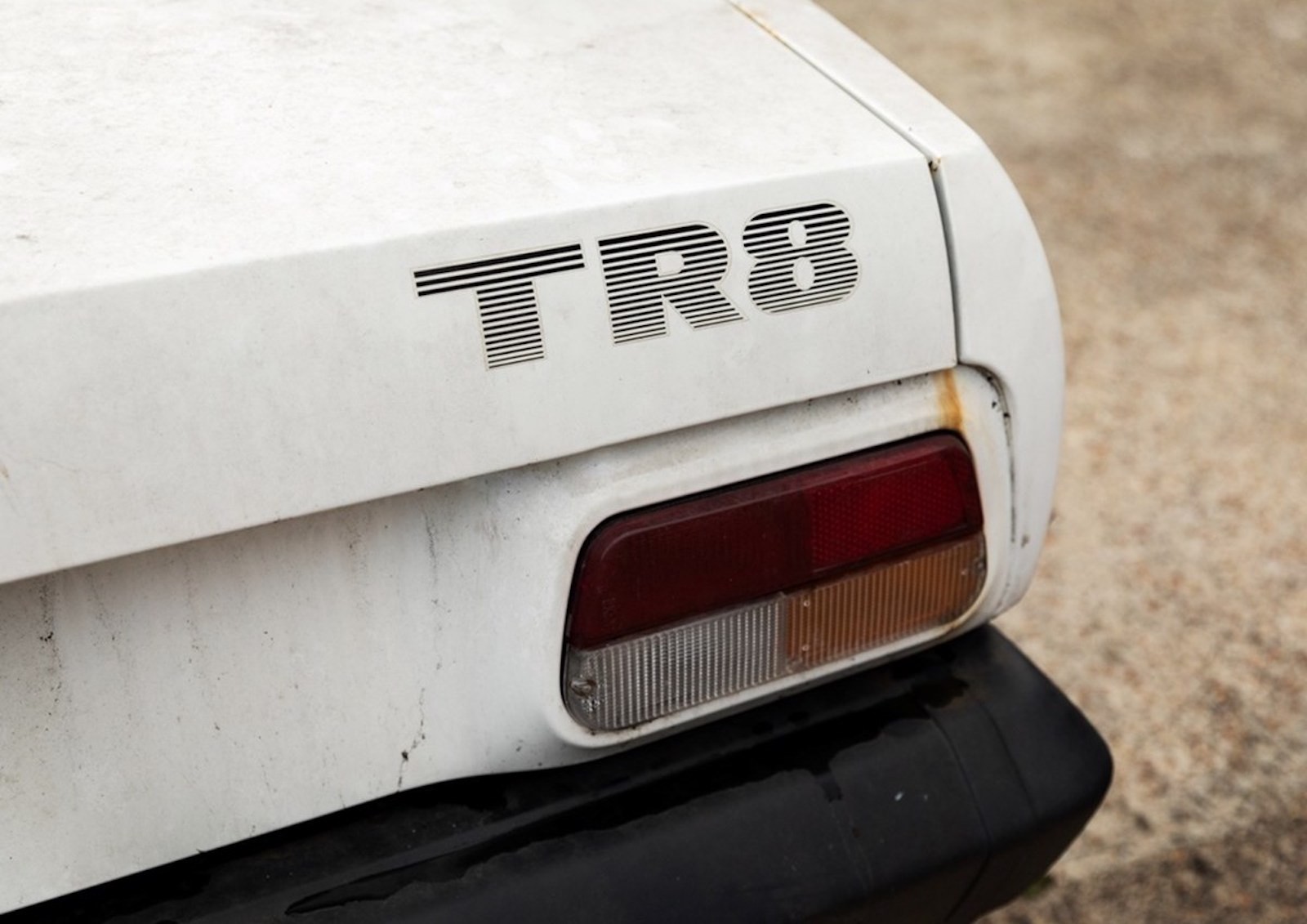 Triumph TR8 Cabrio: le immagini