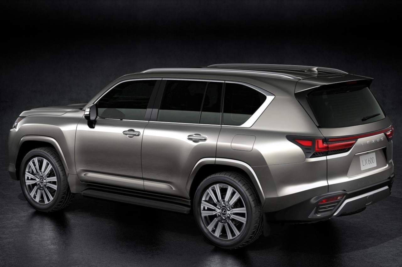 Lexus LX 2022: immagini ufficiali