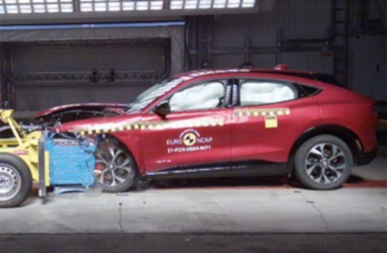 Ford Mustang Mach-E: crash test EuroNcap 2021