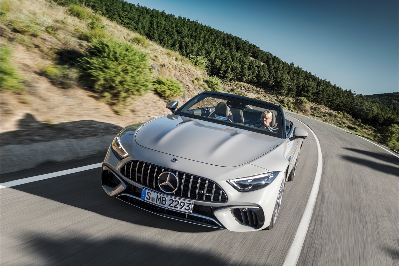 Mercedes-AMG SL 2022: immagini ufficiali