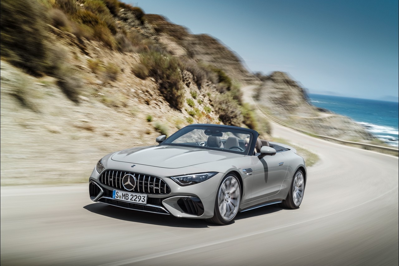 Mercedes-AMG SL 2022: immagini ufficiali