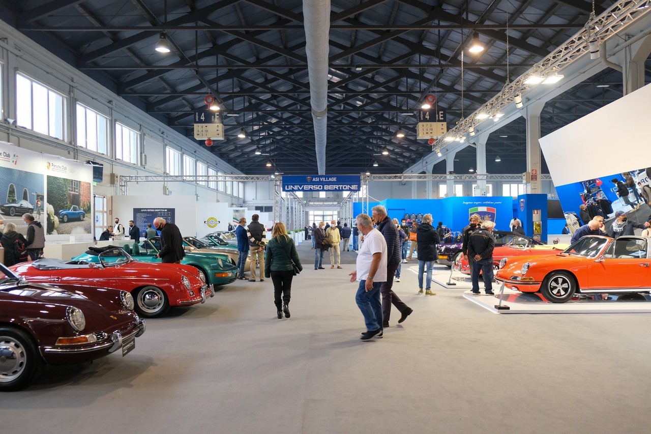 Auto e Moto d'Epoca 2021: immagini dall'evento