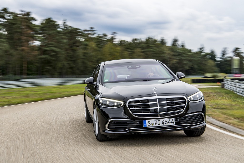 Mercedes-Benz Classe S 680 GUARD 4 MATIC: immagini ufficiali