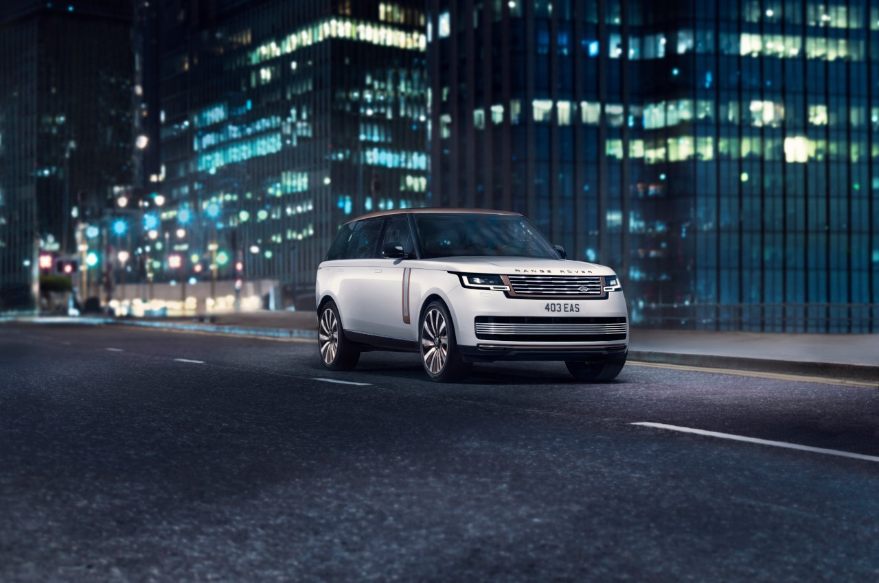 Range Rover 2022: immagini ufficiali