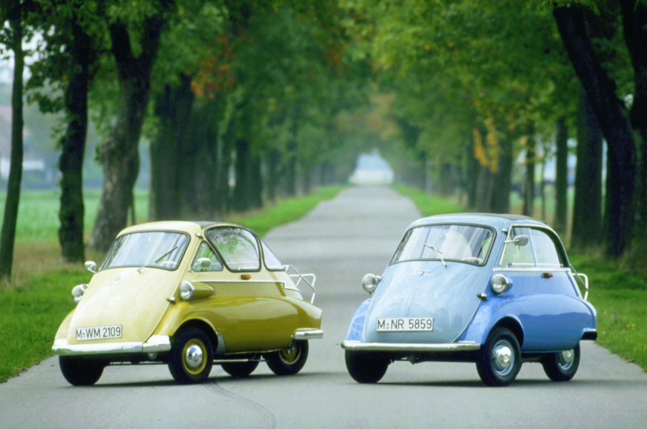 Bmw, storia fotografica dell'evoluzione del 