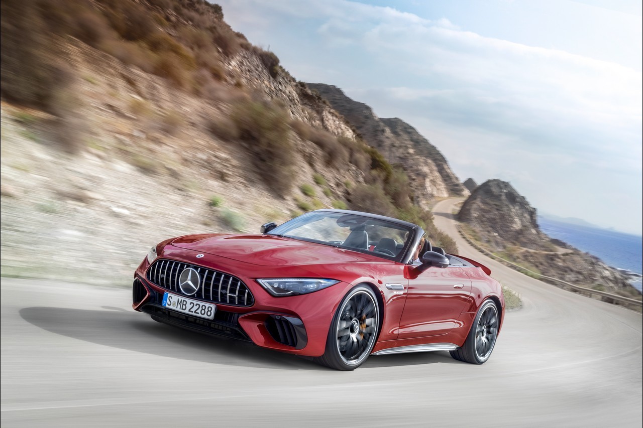 Mercedes-AMG SL 2022: immagini ufficiali