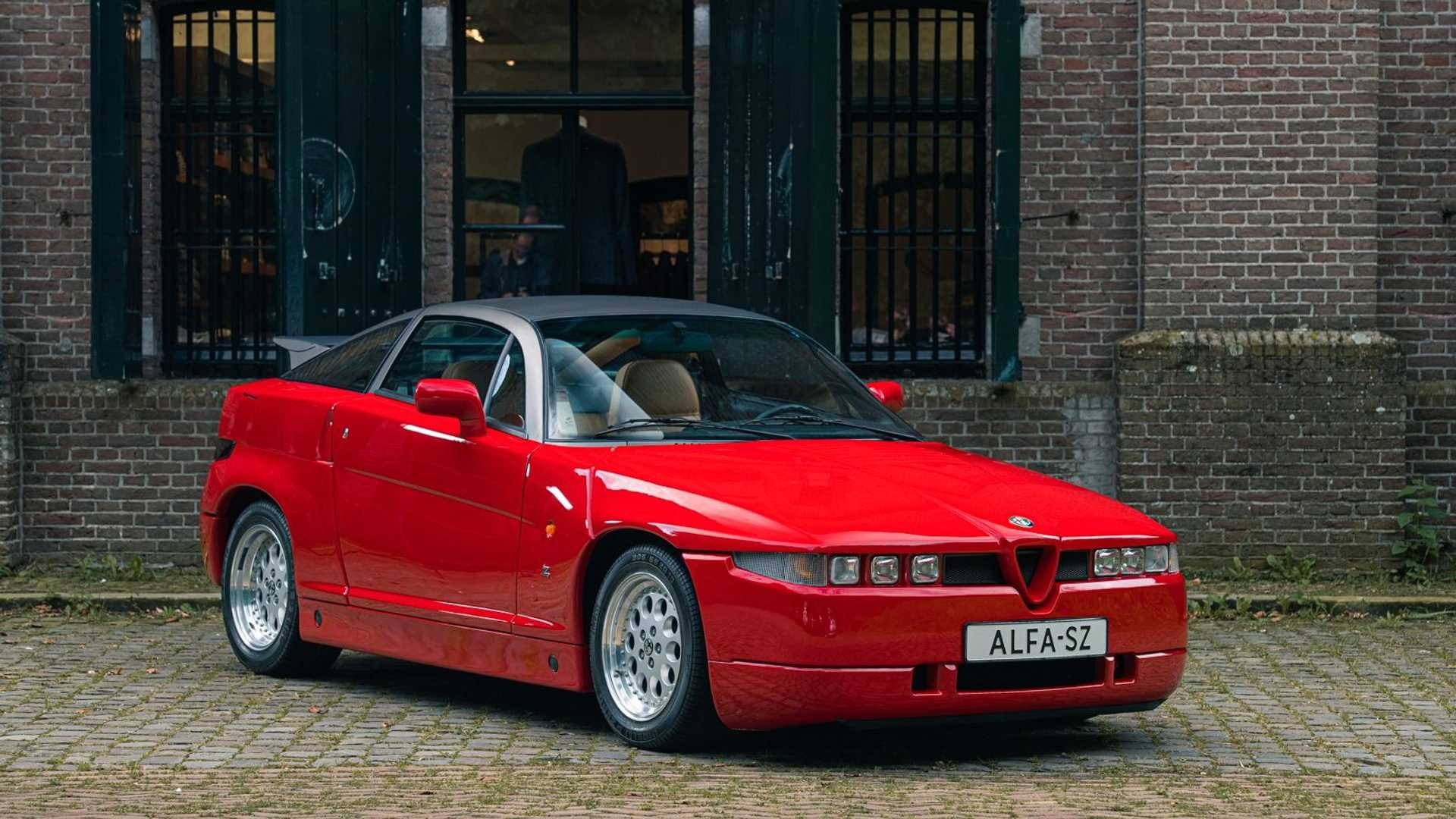 Alfa Romeo SZ del 1991 all'asta: le immagini