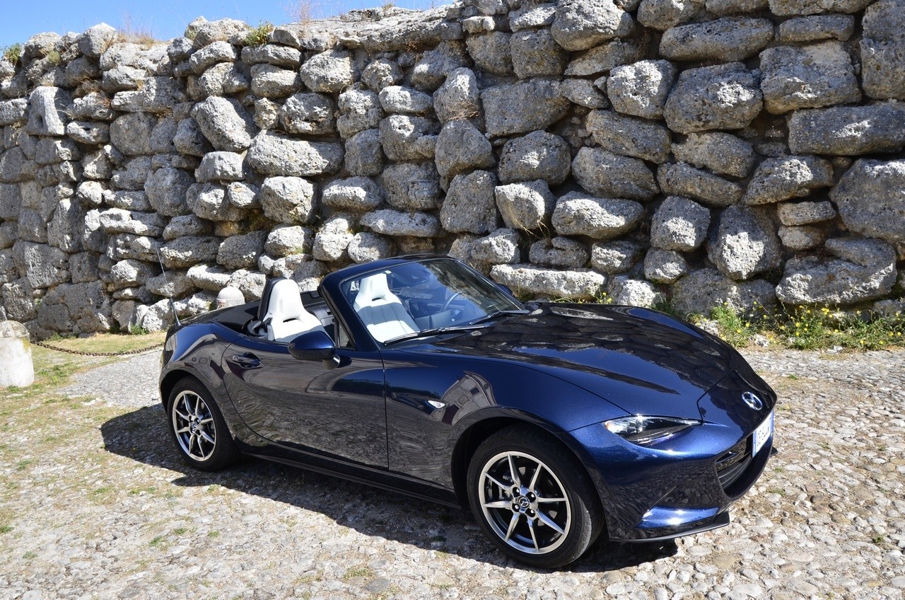 Mazda MX-5 1.5 Exceed: la prova su strada