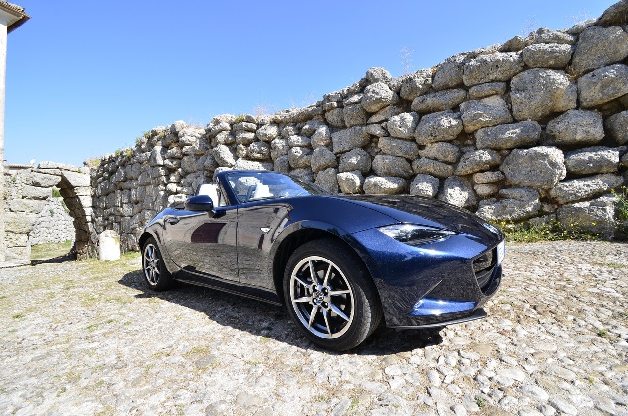 Mazda MX-5 1.5 Exceed: la prova su strada