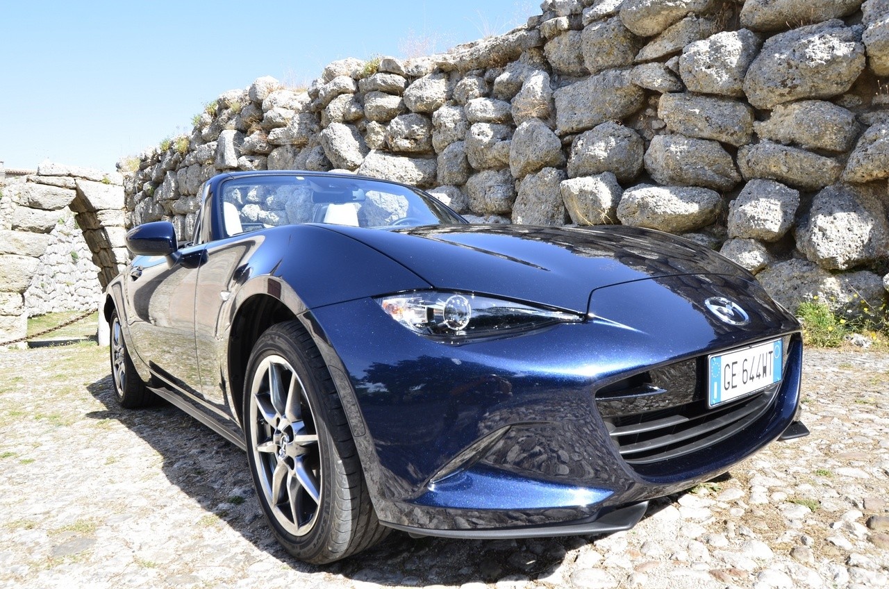 Mazda MX-5 1.5 Exceed: la prova su strada